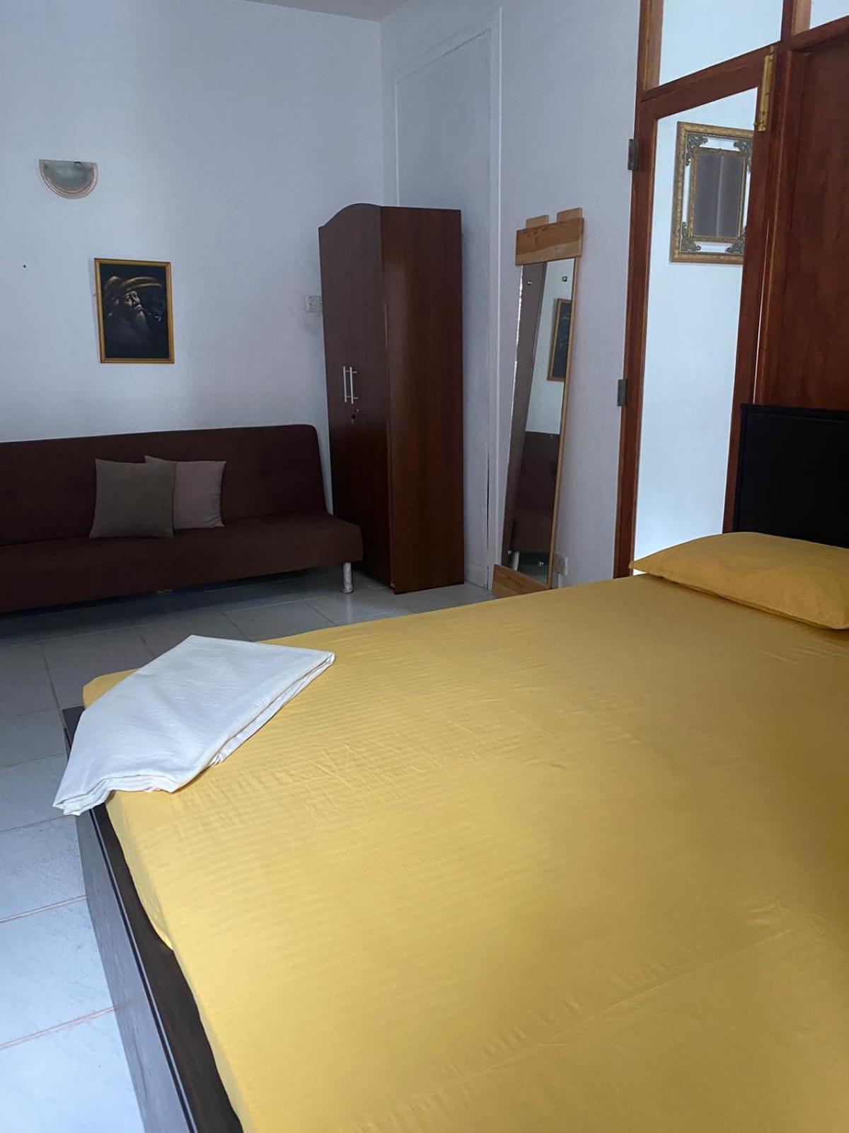 Ice Berg Apartman Dehiwala-Mount Lavinia Szoba fotó