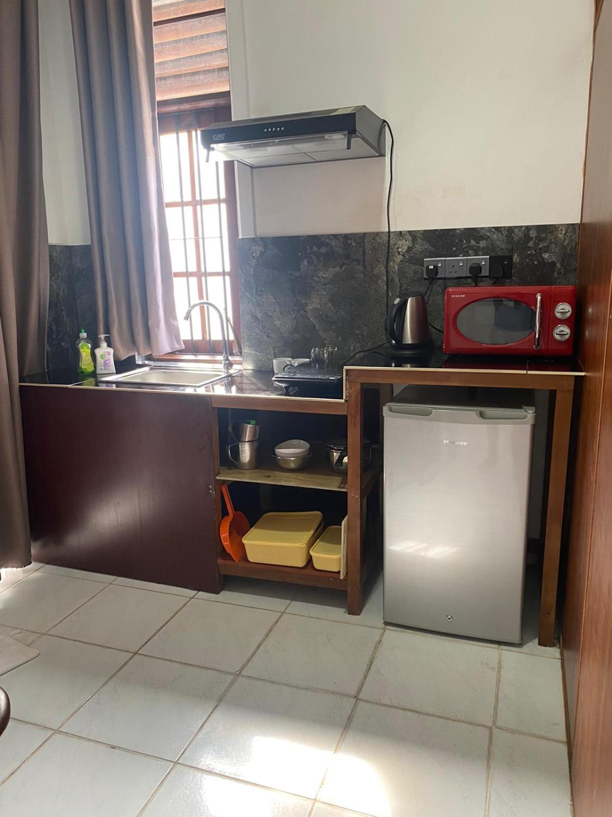 Ice Berg Apartman Dehiwala-Mount Lavinia Szoba fotó