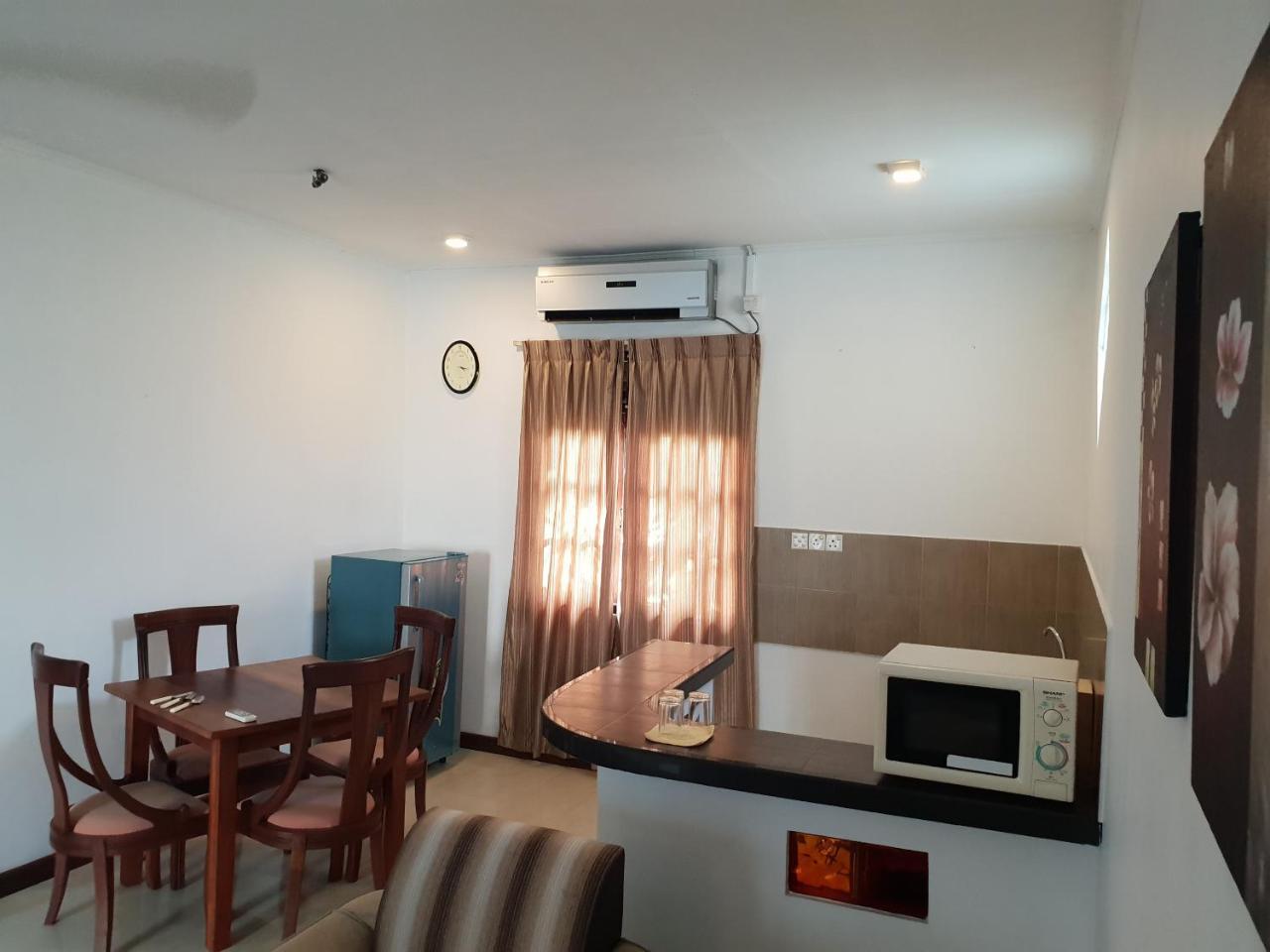 Ice Berg Apartman Dehiwala-Mount Lavinia Kültér fotó